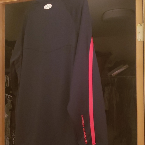 Under armour jacket - Picture 3 of 3